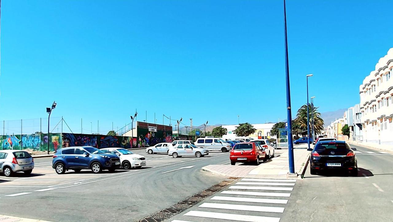 "The Red Crab Studio" By Bbhome At Gran Canaria Airport - Wifi 300 Mbps El Burrero Экстерьер фото
